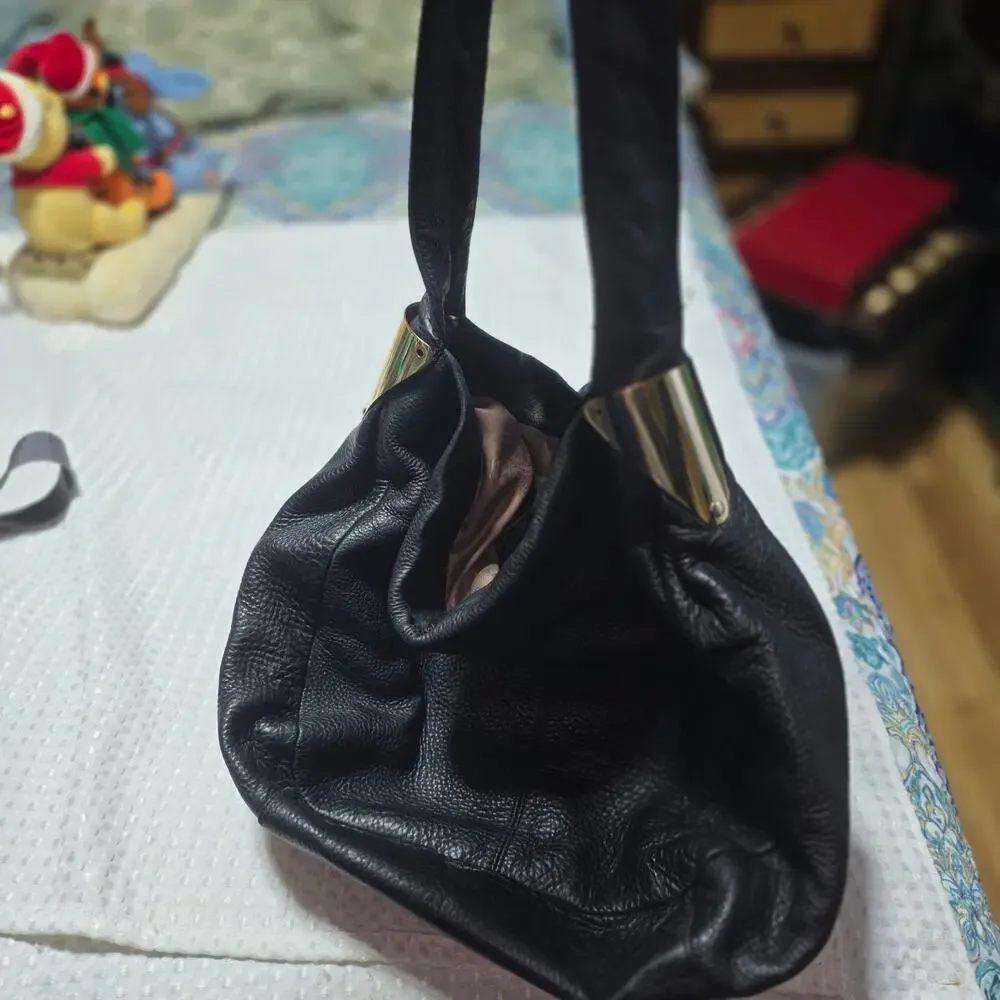 VINCE CAMUTO XL LEATHER BLACK HOBO BAG